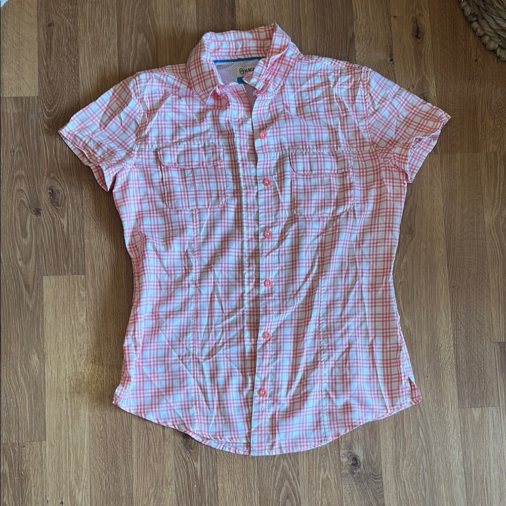 Magellan Outdoors Pink and White Fitted Button Down Shirt